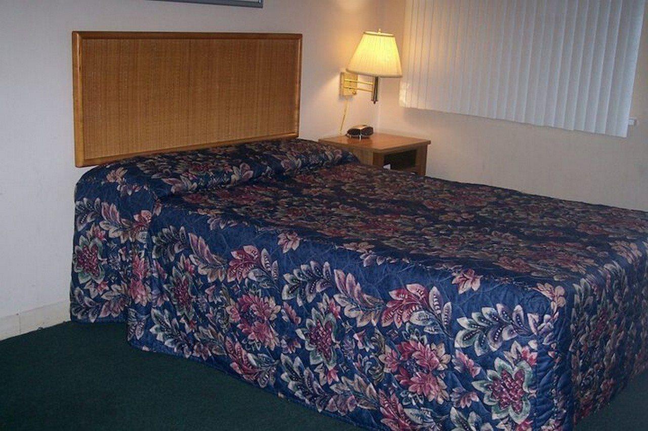 Grand View Motel Beaver Dam Ngoại thất bức ảnh