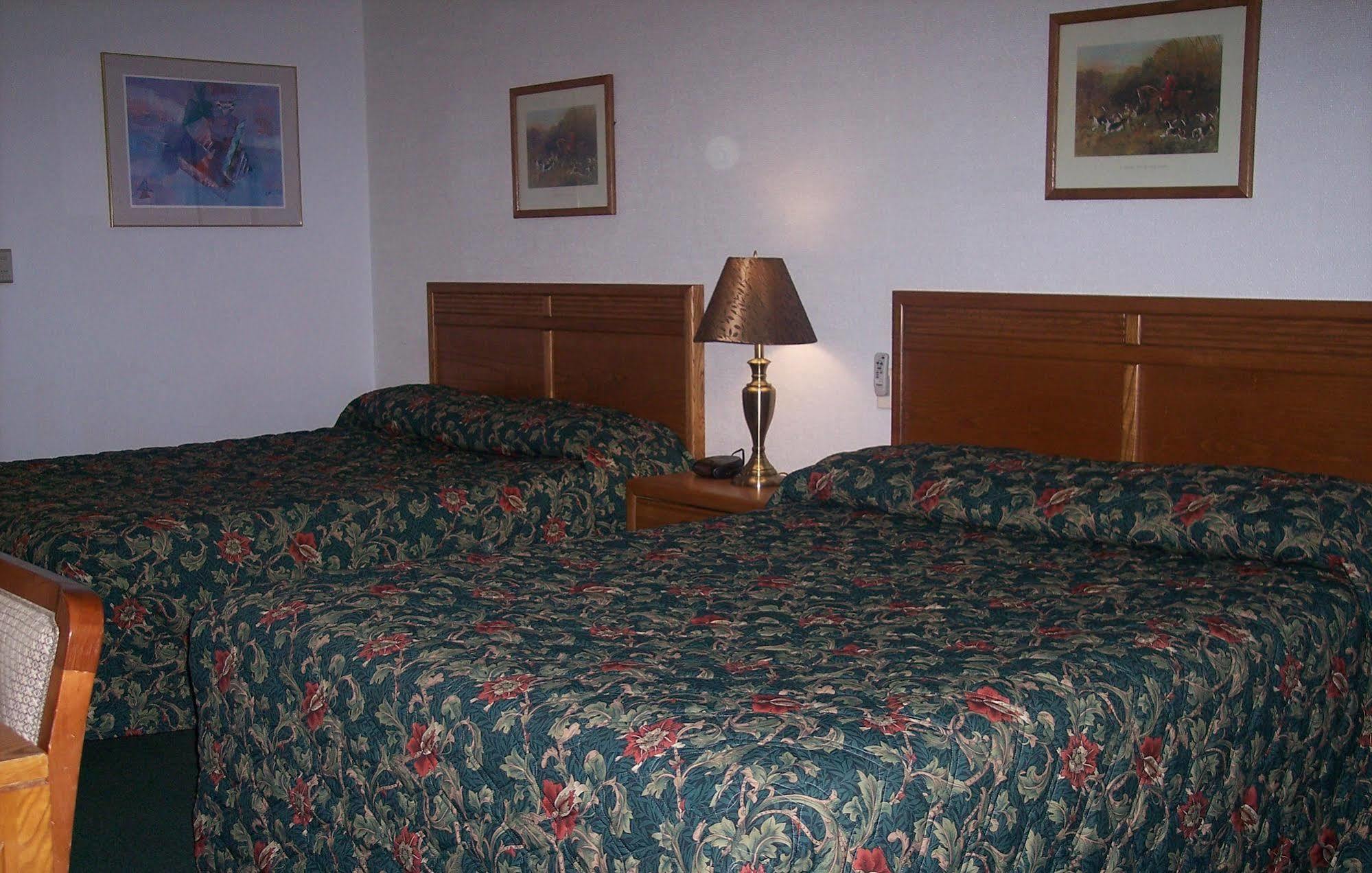 Grand View Motel Beaver Dam Ngoại thất bức ảnh